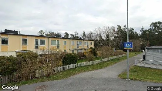Lägenheter till salu i Järfälla - Bild från Google Street View