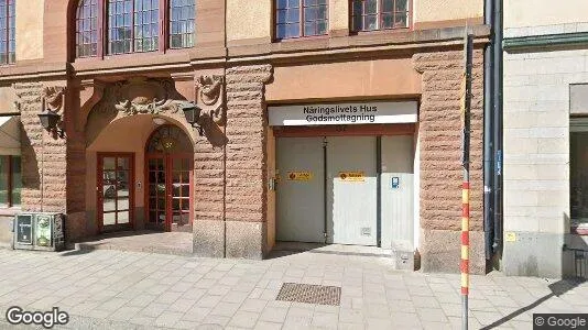 Bostadsrätter till salu i Östermalm - Bild från Google Street View