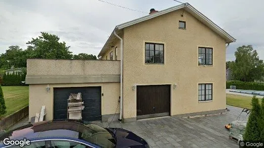 Lägenheter att hyra i Huddinge - Bild från Google Street View