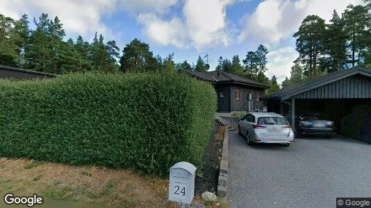 Lägenheter till salu i Nacka - Bild från Google Street View