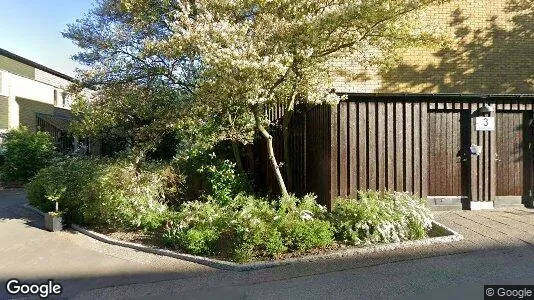 Lägenheter till salu i Solna - Bild från Google Street View