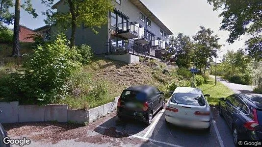 Bostadsrätter till salu i Nacka - Bild från Google Street View