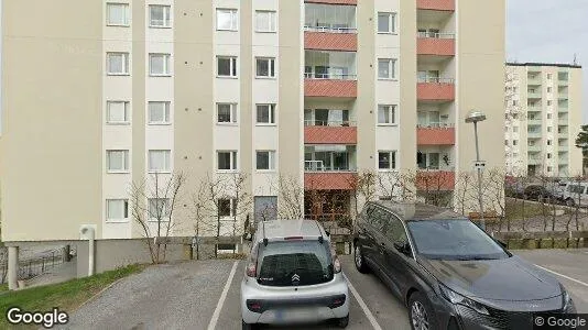 Lägenheter att hyra i Huddinge - Bild från Google Street View