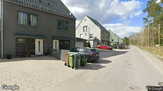 Bostadsrätter till salu i Sollentuna - Bild från Google Street View