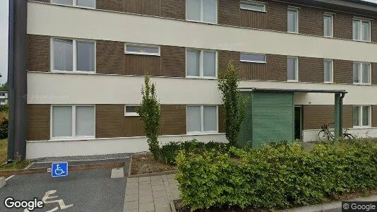 Lägenheter till salu i Upplands-Bro - Bild från Google Street View
