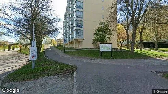 Bostadsrätter till salu i Rosengård - Bild från Google Street View