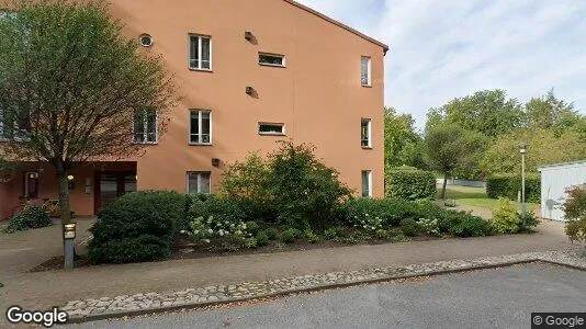 Bostadsrätter till salu i Lomma - Bild från Google Street View