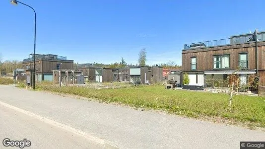 Lägenheter att hyra i Huddinge - Bild från Google Street View