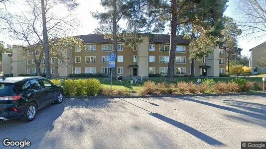 Lägenheter till salu i Danderyd - Bild från Google Street View