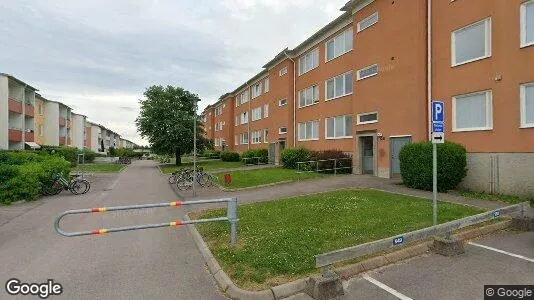Bostadsrätter till salu i Köping - Bild från Google Street View