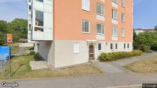 Bostadsrätter till salu i Huddinge - Bild från Google Street View