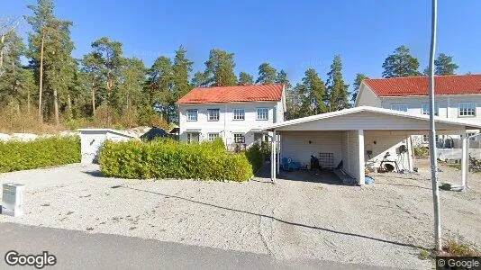 Bostadsrätter till salu i Håbo - Bild från Google Street View