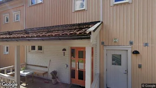 Lägenheter till salu i Haninge - Bild från Google Street View