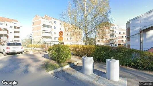 Bostadsrätter till salu i Täby - Bild från Google Street View
