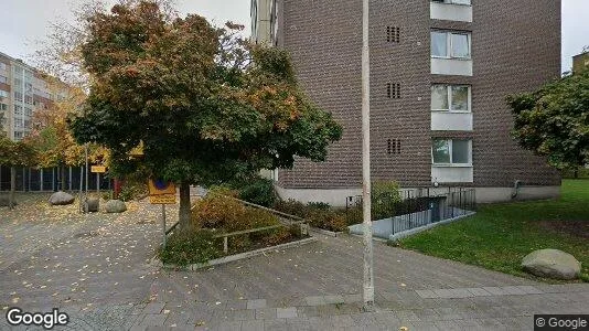 Lägenheter att hyra i Rosengård - Bild från Google Street View