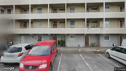 Lägenheter att hyra i Huddinge - Bild från Google Street View