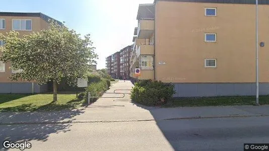 Bostadsrätter till salu i Köping - Bild från Google Street View