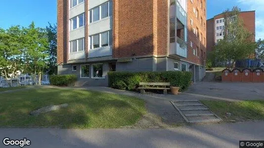 Lägenheter att hyra i Huddinge - Bild från Google Street View