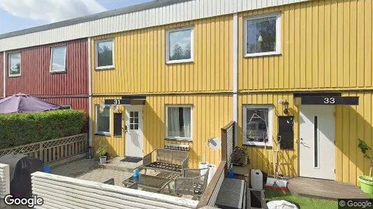 Lägenheter till salu i Botkyrka - Bild från Google Street View
