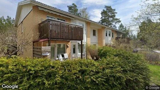 Lägenheter till salu i Tyresö - Bild från Google Street View