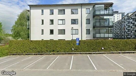 Bostadsrätter till salu i Haninge - Bild från Google Street View