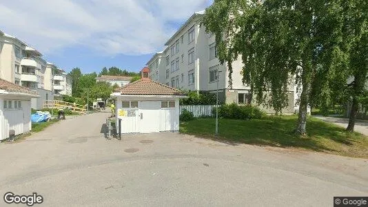 Lägenheter till salu i Haninge - Bild från Google Street View