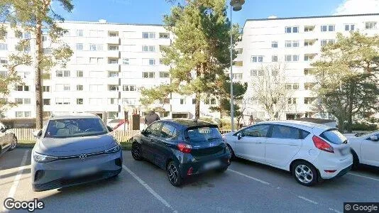 Lägenheter till salu i Täby - Bild från Google Street View