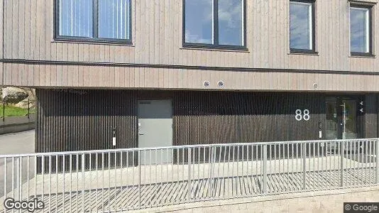 Bostadsrätter till salu i Haninge - Bild från Google Street View