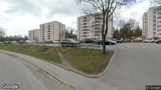 Lägenheter att hyra i Huddinge - Bild från Google Street View