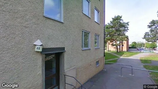 Bostadsrätter till salu i Haninge - Bild från Google Street View