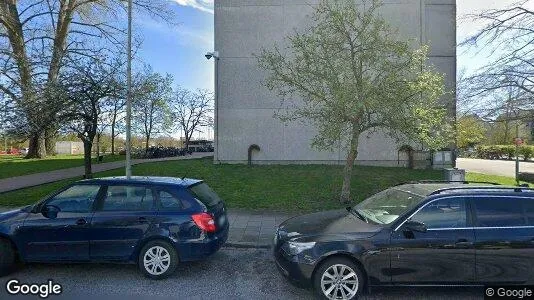 Lägenheter att hyra i Rosengård - Bild från Google Street View