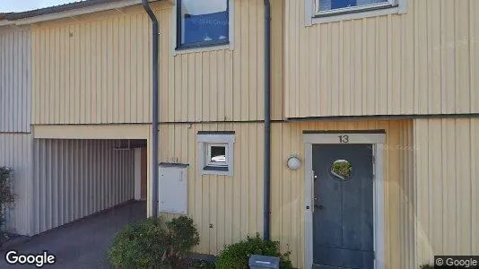 Lägenheter till salu i Södertälje - Bild från Google Street View