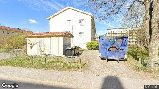 Lägenheter till salu i Upplands Väsby - Bild från Google Street View
