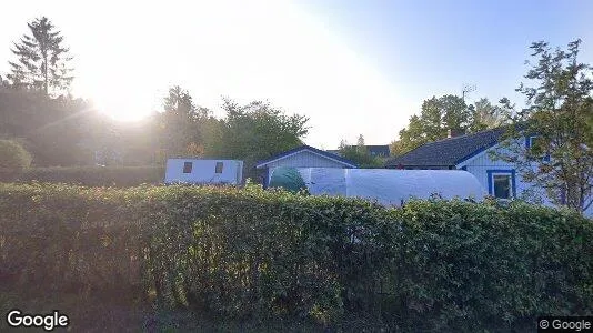 Lägenheter till salu i Ekerö - Bild från Google Street View