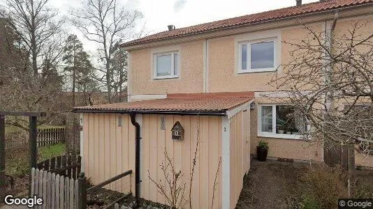 Bostadsrätter till salu i Huddinge - Bild från Google Street View