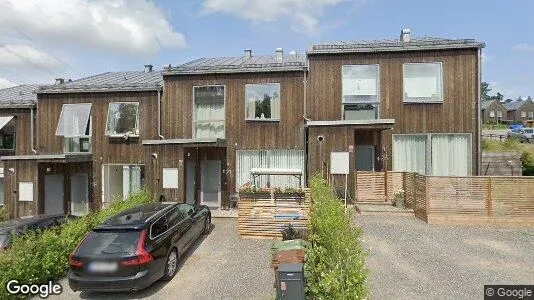 Bostadsrätter till salu i Huddinge - Bild från Google Street View