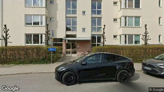Lägenheter till salu i Vallentuna - Bild från Google Street View