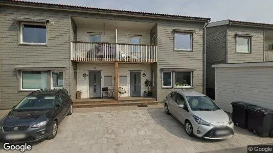 Bostadsrätter till salu i Upplands-Bro - Bild från Google Street View