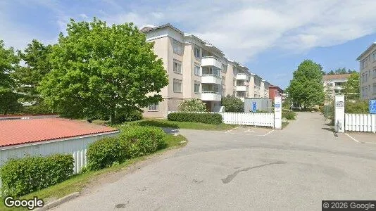 Lägenheter till salu i Haninge - Bild från Google Street View
