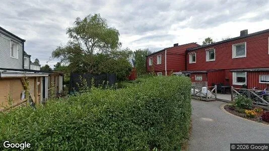 Lägenheter till salu i Haninge - Bild från Google Street View