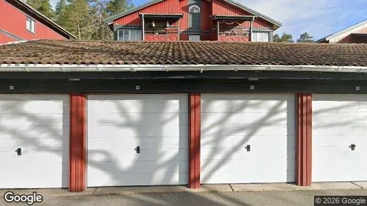Lägenheter till salu i Upplands Väsby - Bild från Google Street View