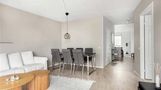 Bostadsrätter till salu i Nacka - foto 9