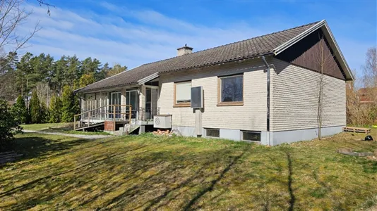 Hus till salu i Tingsryd - foto 1