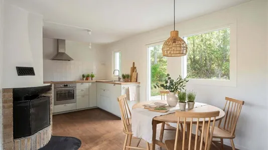 Bostadsrätter till salu i Huddinge - foto 2