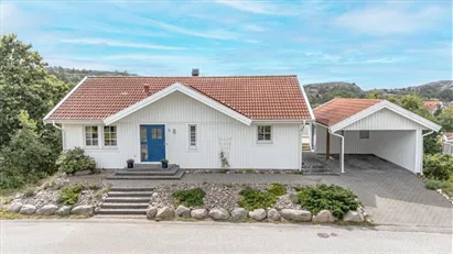 Hus till salu i Sotenäs, Bovallstrand