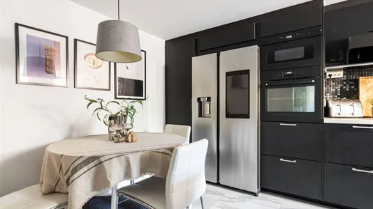 Bostadsrätter till salu i Nacka - foto 12