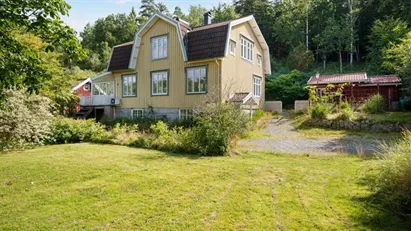 Hus till salu i Munkedal, Hällevadsholm