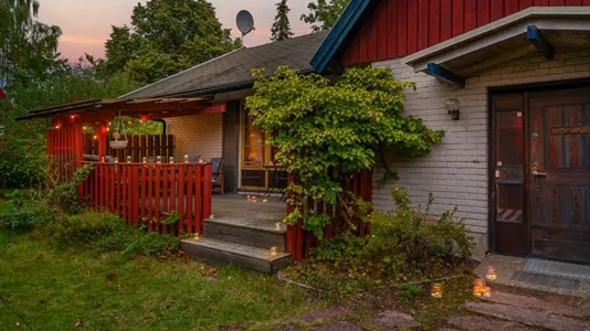 Bostadsrätter till salu i Huddinge - foto 1