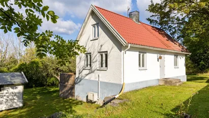 Kalkstenshus i Väskinde
