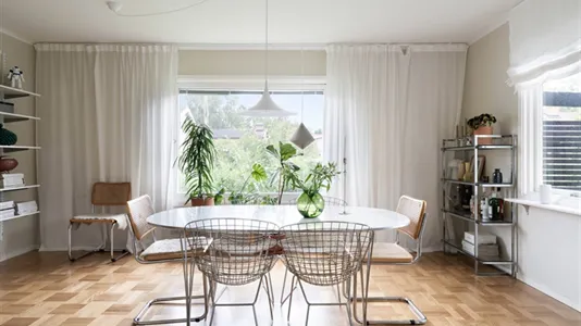 Bostadsrätter till salu i Mark - foto 1